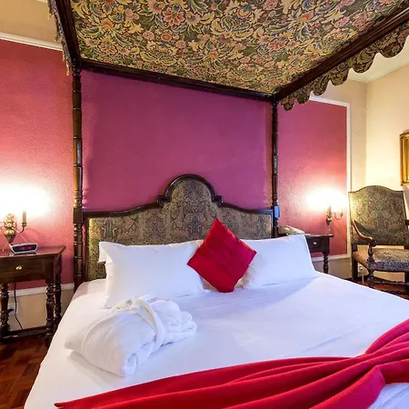 Diplomate Hotel 4*